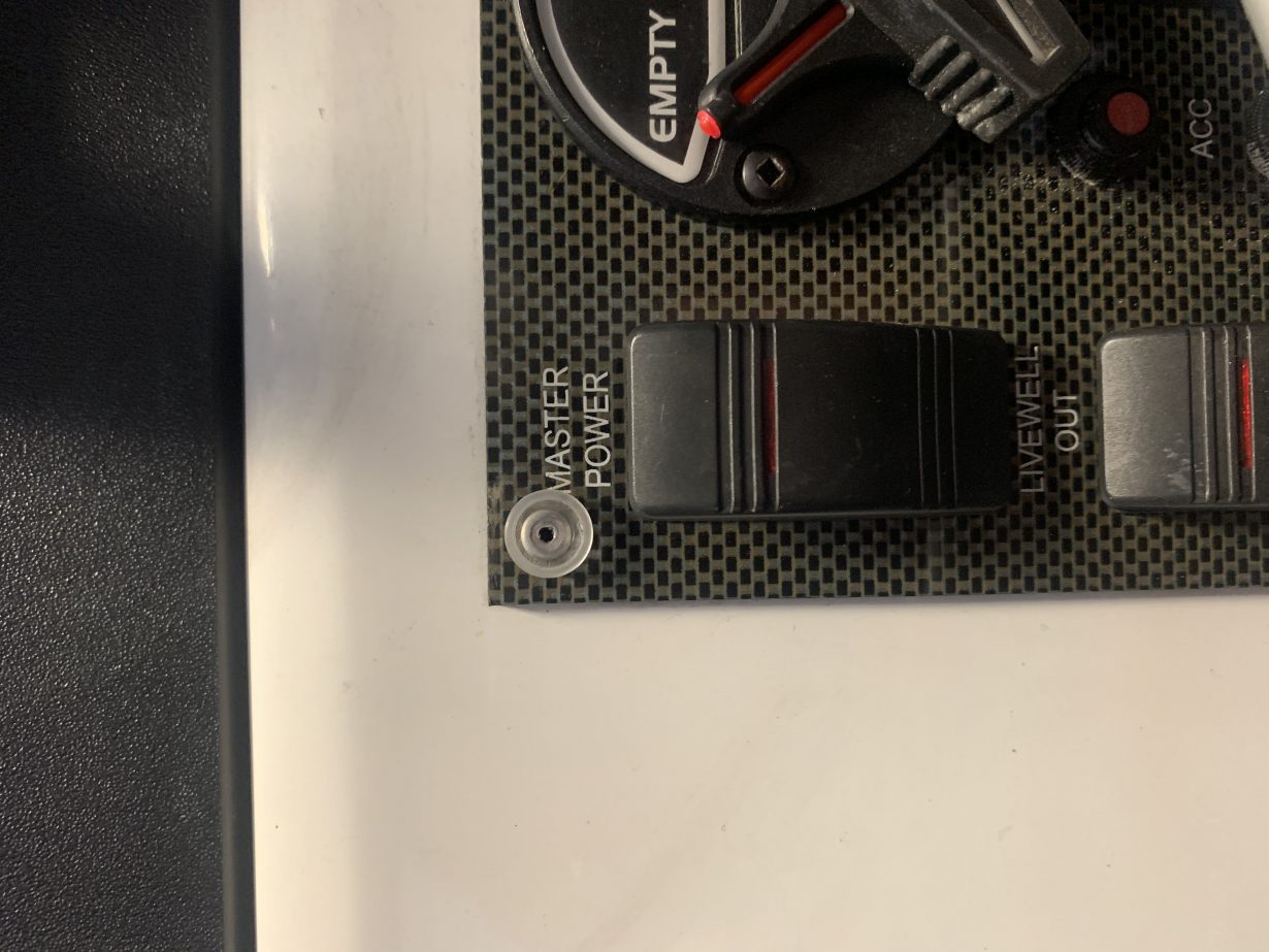 Toggle switch