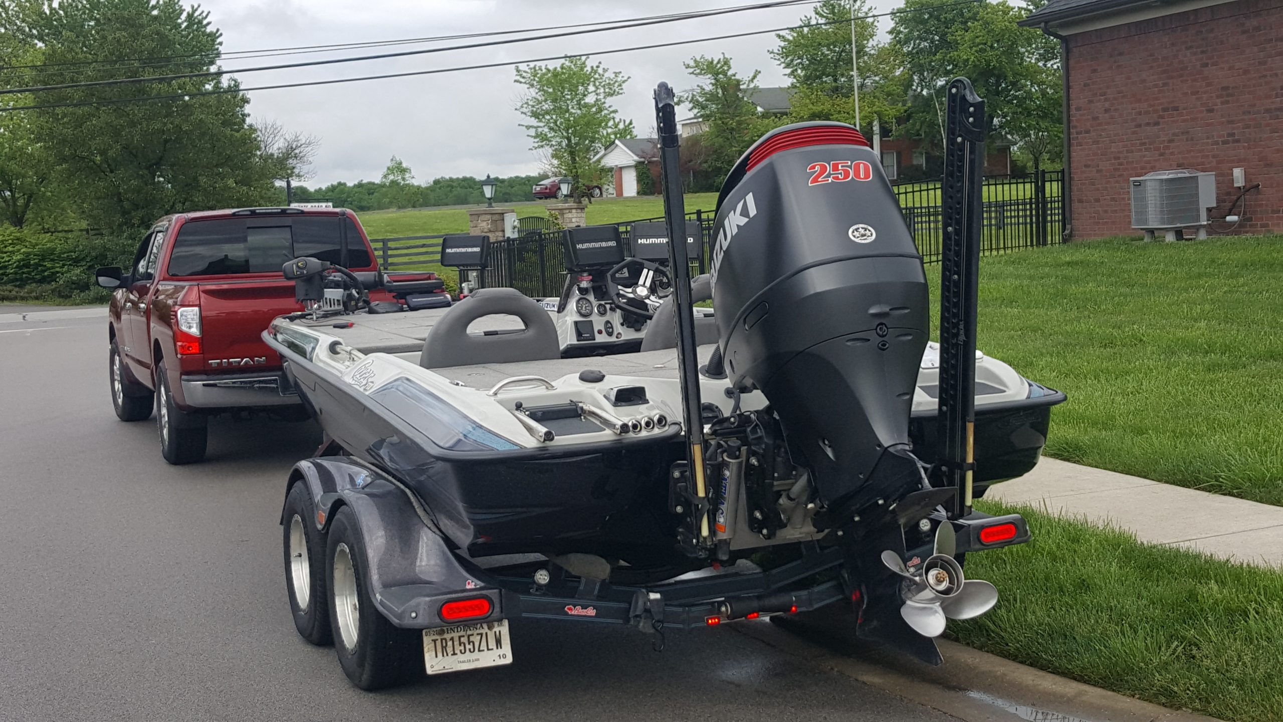 690008