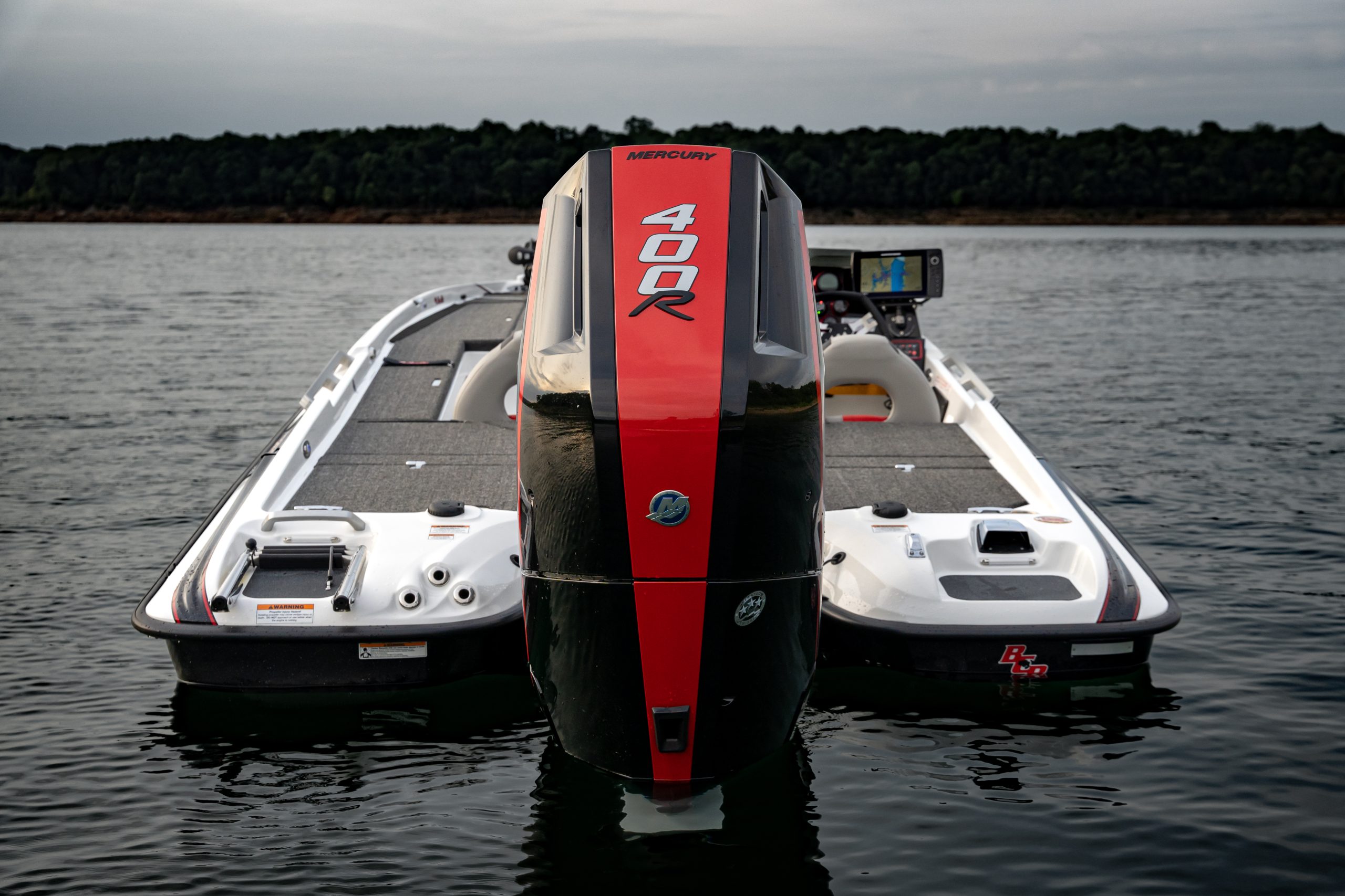 BASS CAT INTRODUCES 22' JAGUAR WITH MAXIMUM PERFORMANCE AND